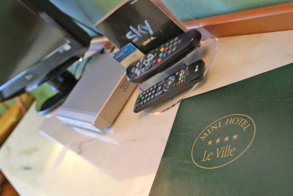 Hotel Le Ville Modena Pokój zdjęcie