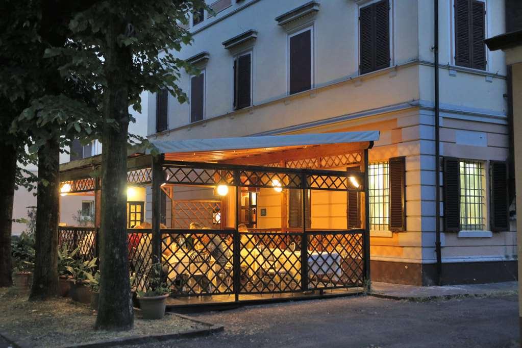 Hotel Le Ville Modena Restauracja zdjęcie