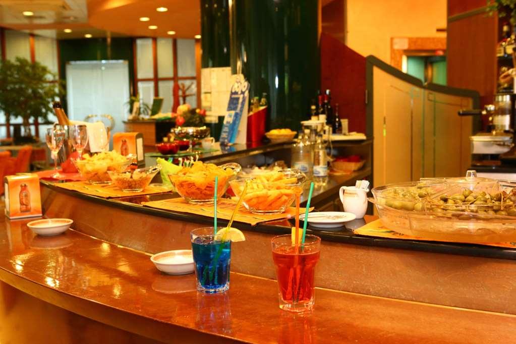 Hotel Le Ville Modena Restauracja zdjęcie